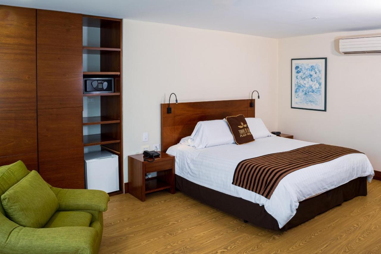 Torre De Cali Plaza Hotel Екстериор снимка