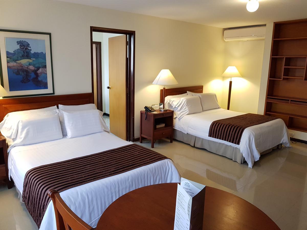 Torre De Cali Plaza Hotel Екстериор снимка
